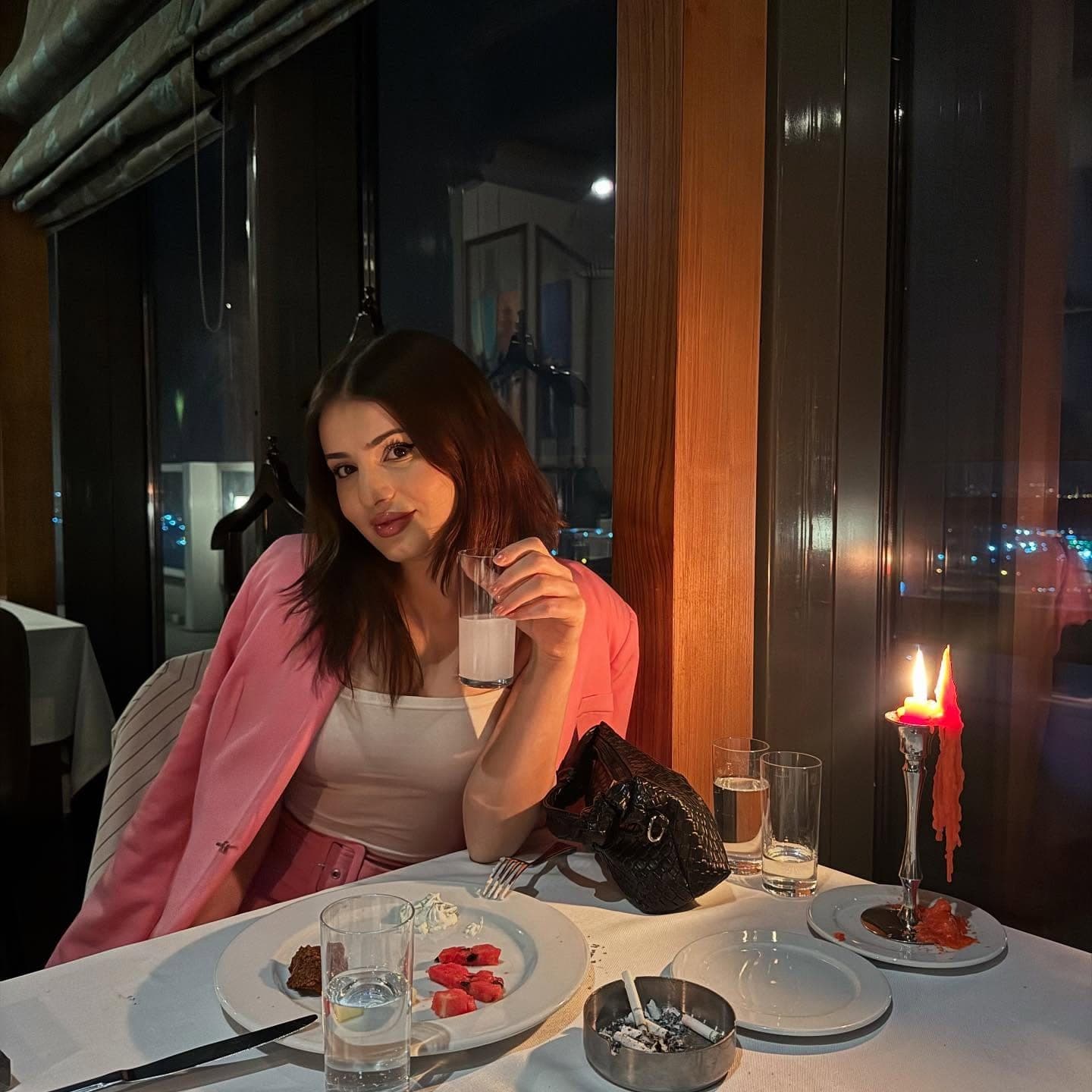 Simge · 23 yaş · Maltepe bireysel masöz · Türk masöz · profil fotoğrafı